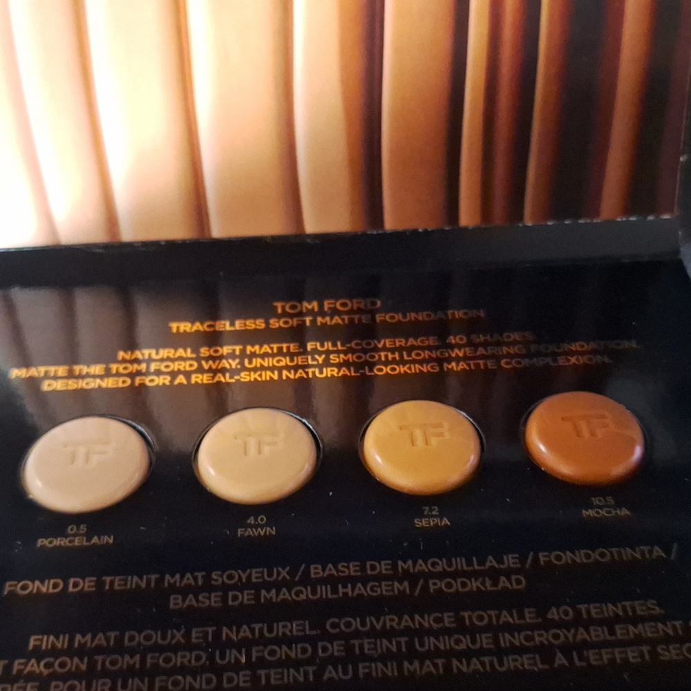 Tom Ford traceless foundation sampler - Picture 3 of 3